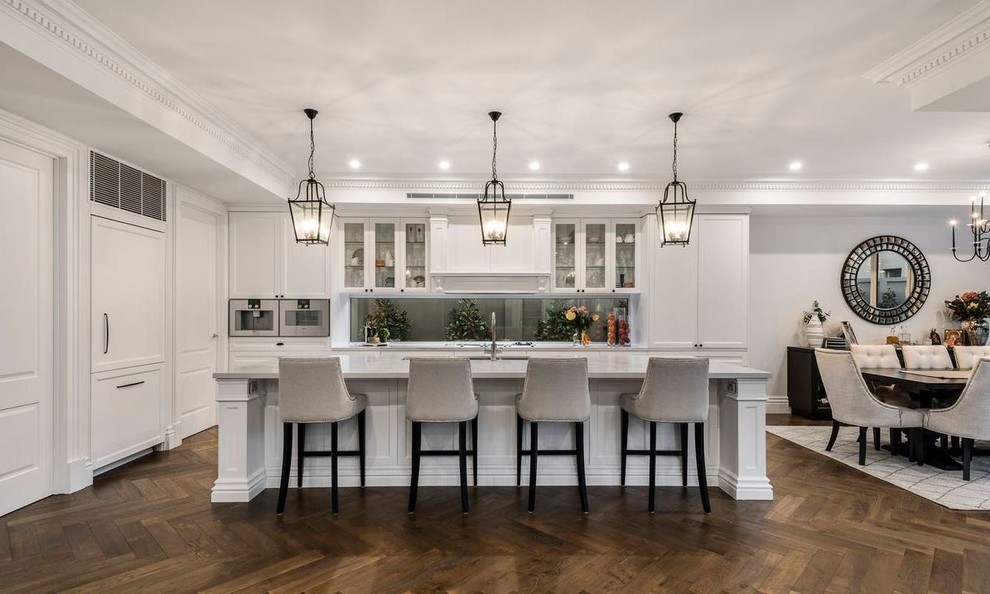 Design ideas for a large traditional kitchen.