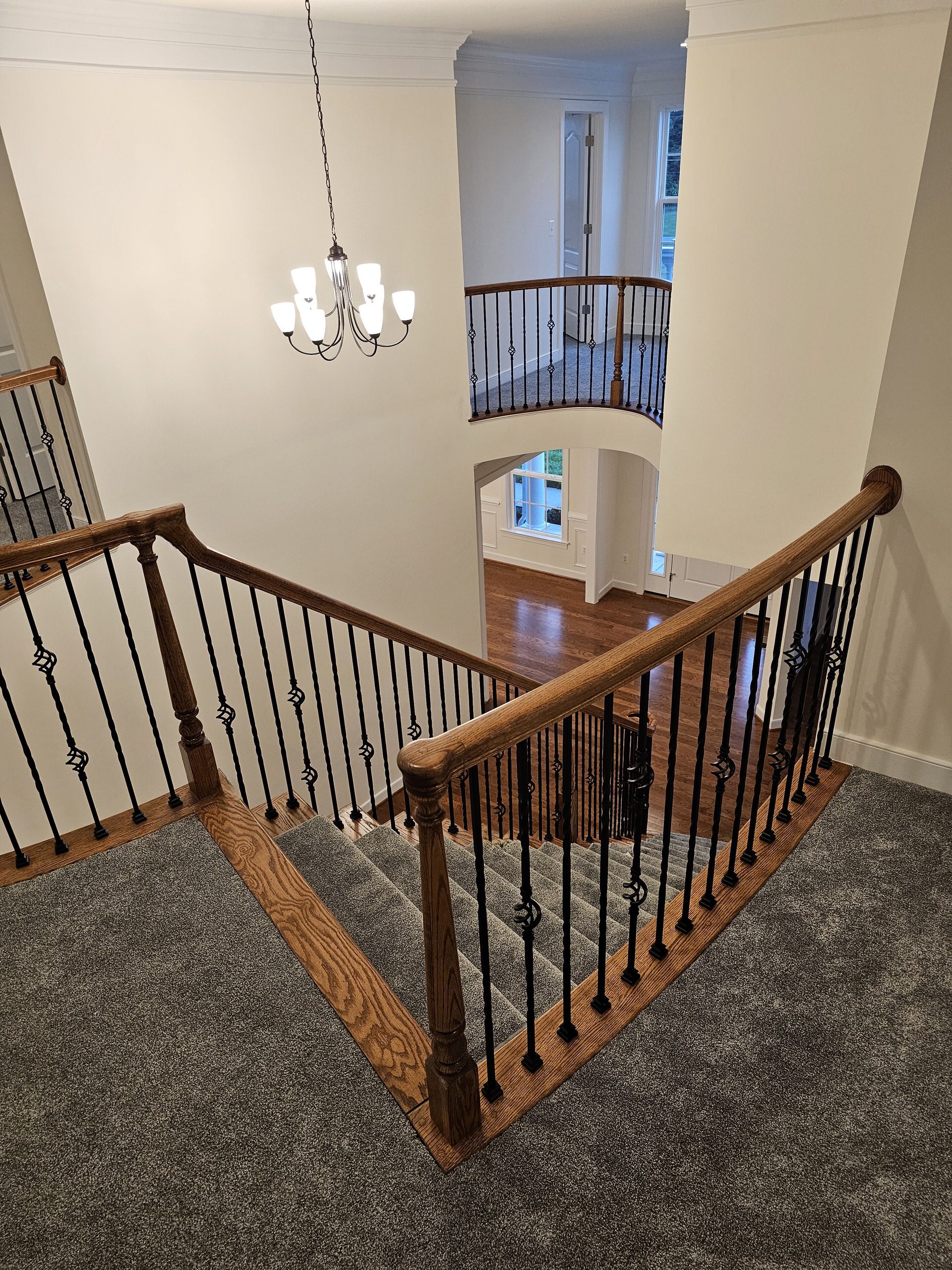 128_Grand Entryway Elliptical Staircase, Nokesville, VA 20181