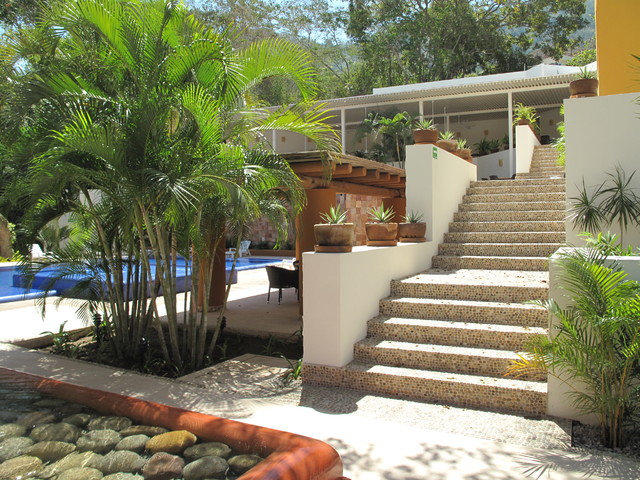 Hotel IxZi contemporain-escalier