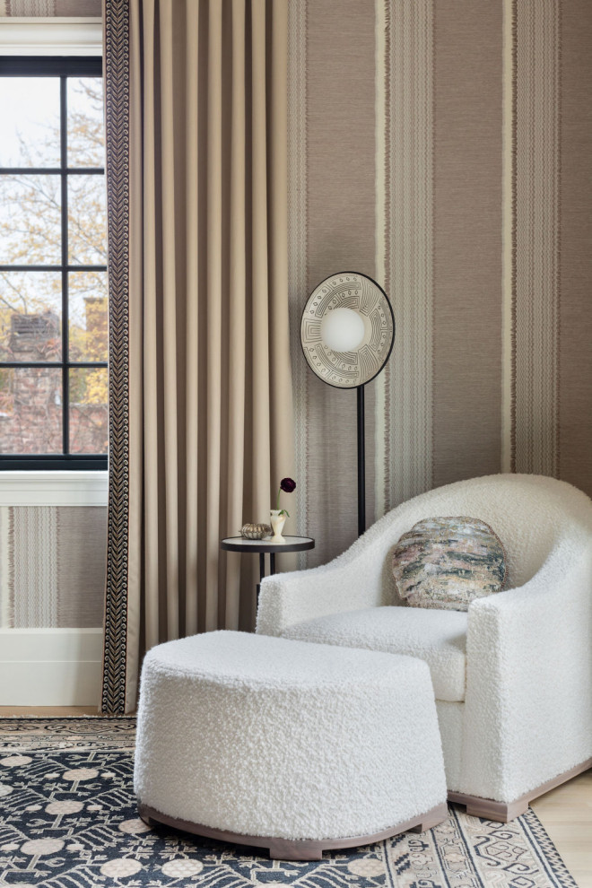Inspiration for a transitional home design remodel in Chicago