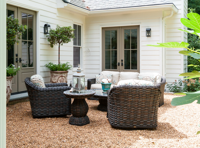 Inspiration for a country patio remodel in Atlanta