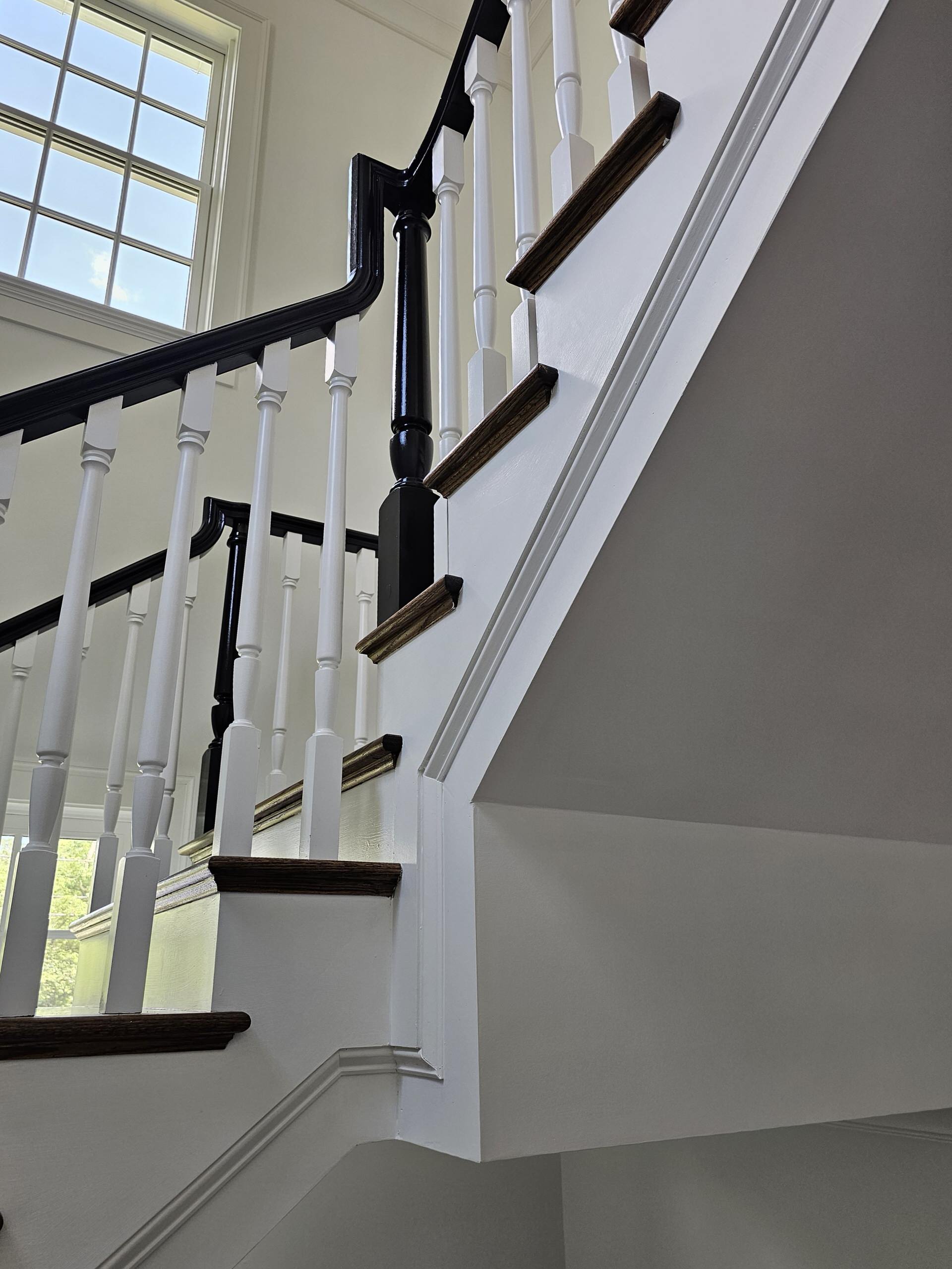 121_Elegant Floating Staircase, Chevy Chase, MD 20815