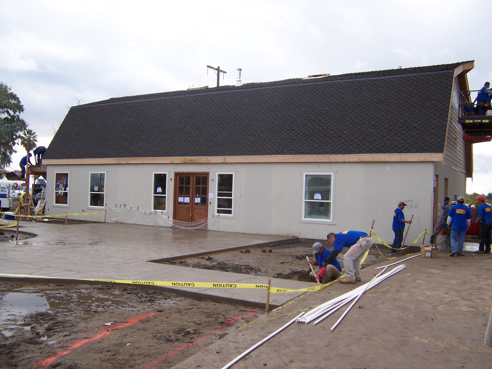 ABC Extreme Makeover home Edition Elcano Family