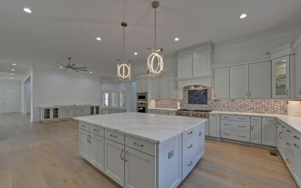 Inspiration for a transitional kitchen remodel in Atlanta with gray cabinets
