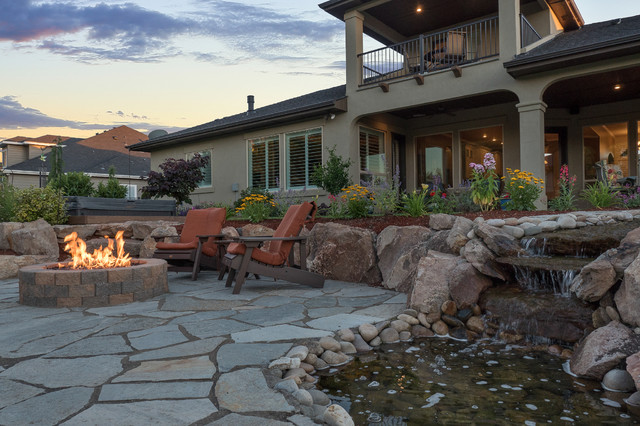 Island Glenn Way rustic-patio