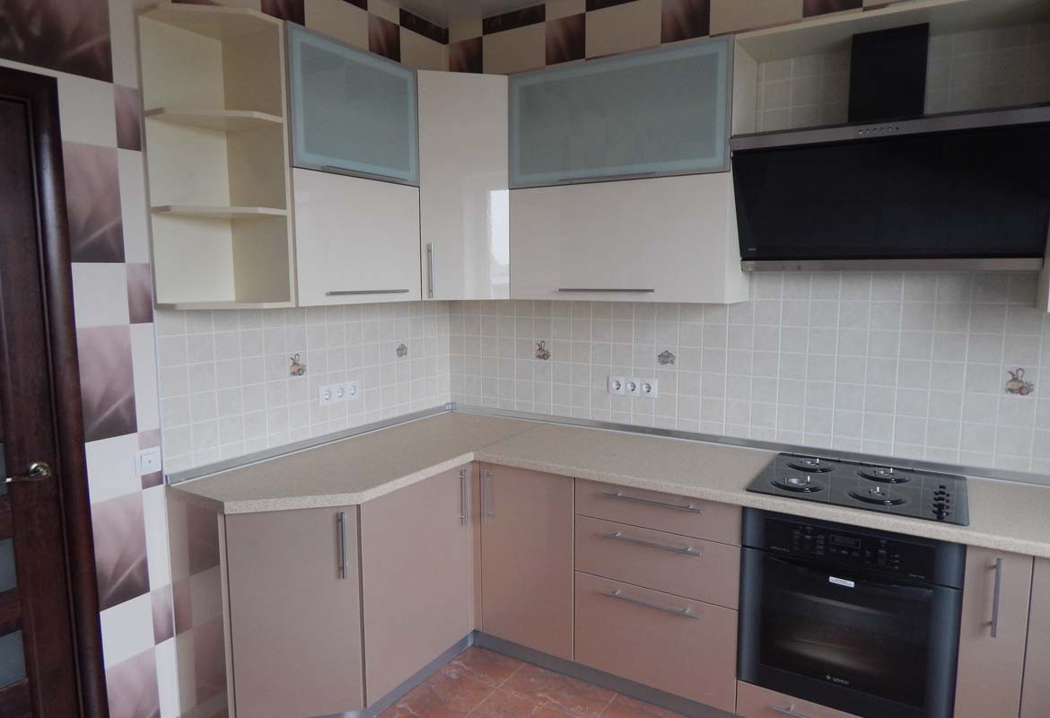 Кухни с фасадами из пластика