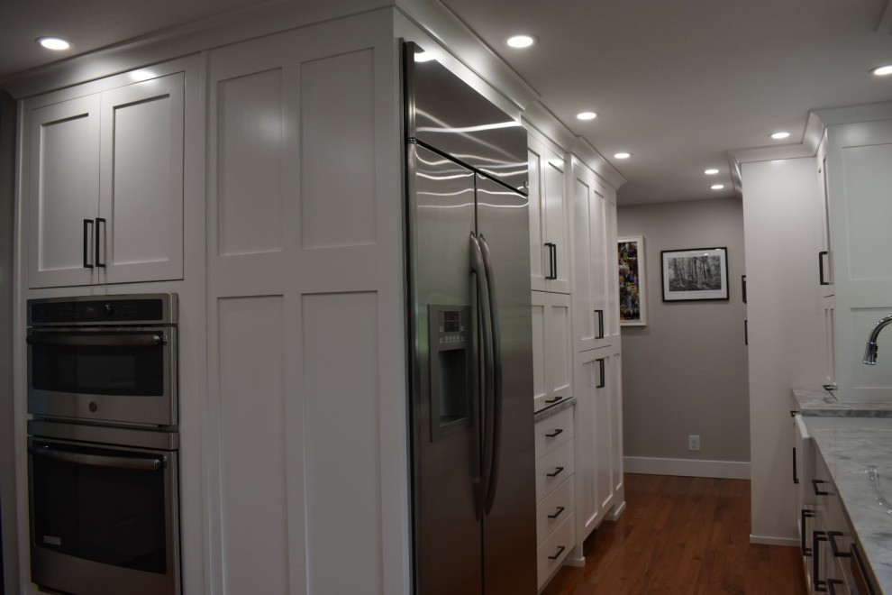 Home design - transitional home design idea