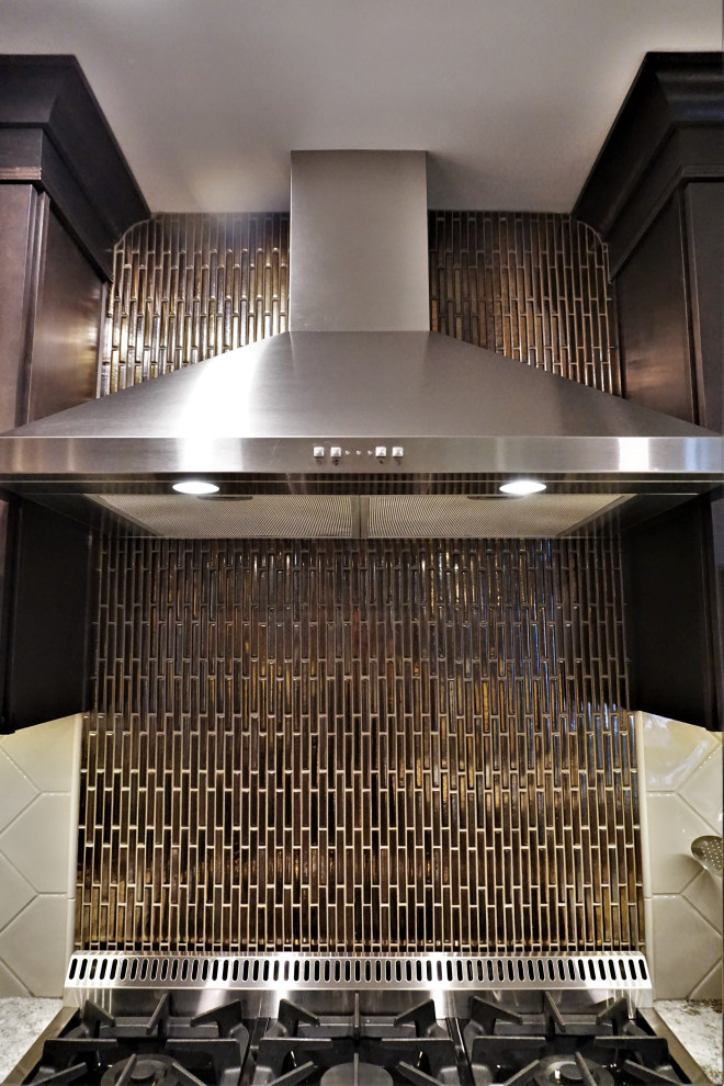 Inspiration for a transitional home design remodel in New York