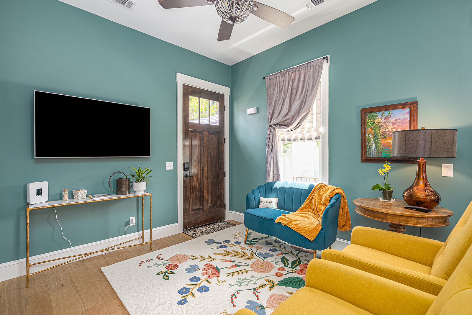 The Dragonfly Cottage/Carriage House