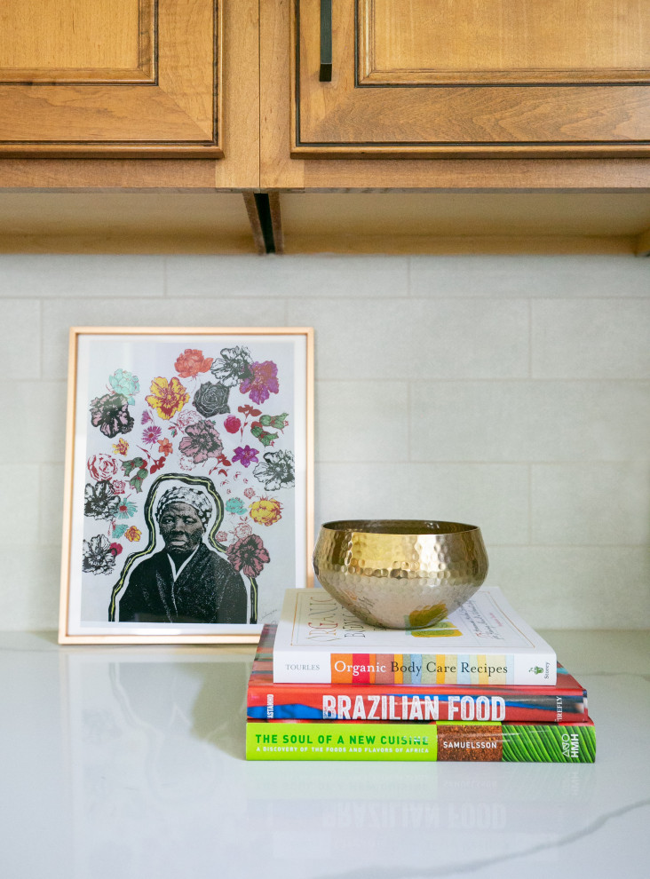 Example of a transitional kitchen design in Baltimore