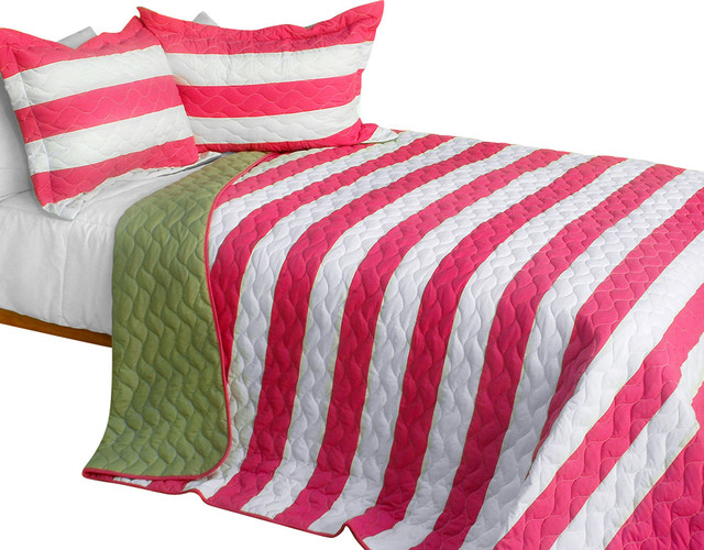 Wonderland Secret VermicelliQuilted Patchwork Quilt, 3Piece Set