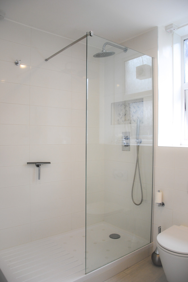 Design ideas for a large modern bathroom in London.