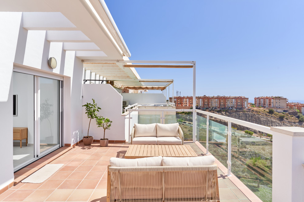 RENOVACIÓN DE ÁTICO: UN NUEVO HOGAR FAMILIAR DISEÑADO CON TOQUES MEDITERRÁNEOS