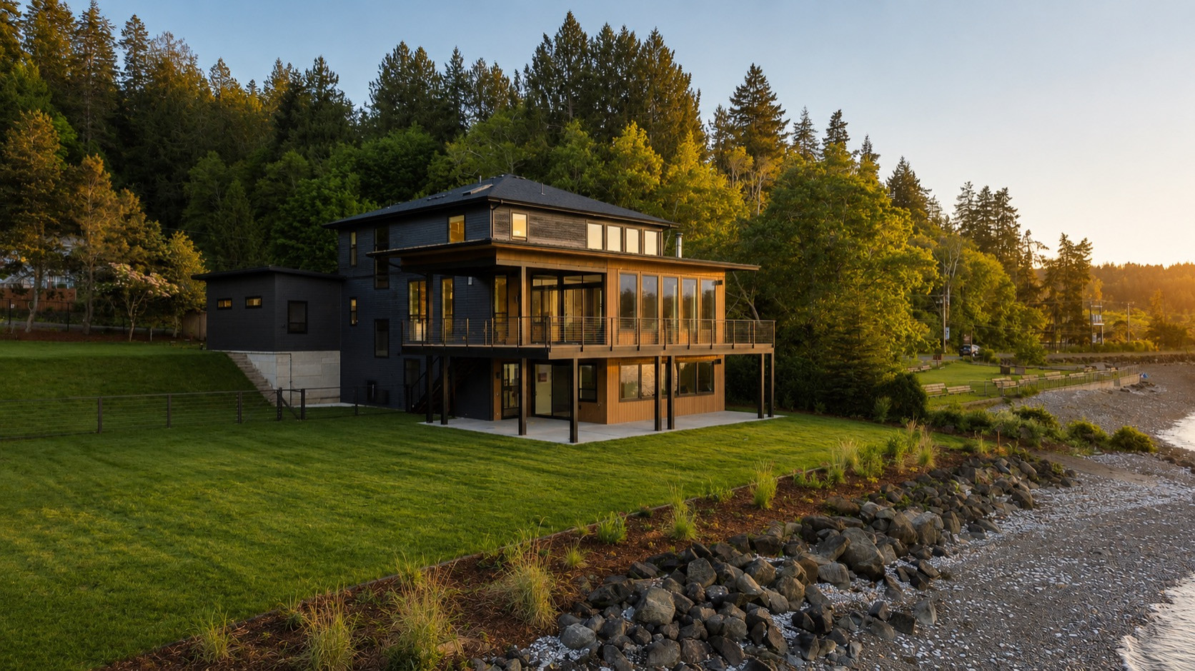 Hood Canal California Casual