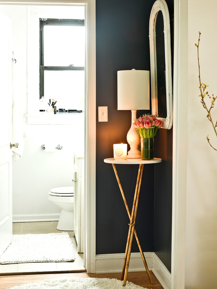 Inspiration for an eclectic bathroom in Chicago.