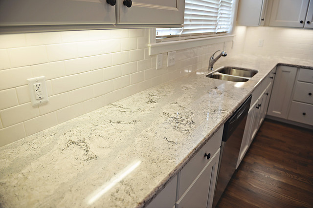 Downtown Square contemporaneo-cocina