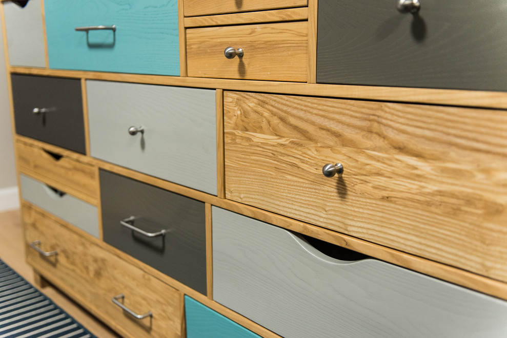 Спальня в современных материалах