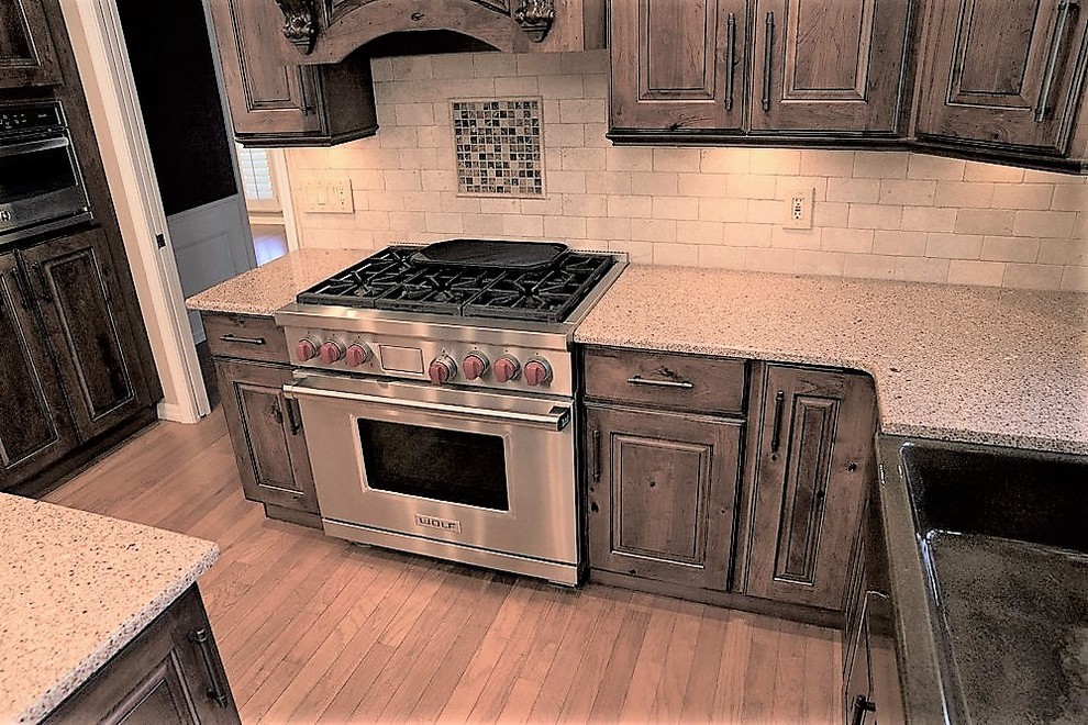 Inspiration for a rustic kitchen remodel in Orlando