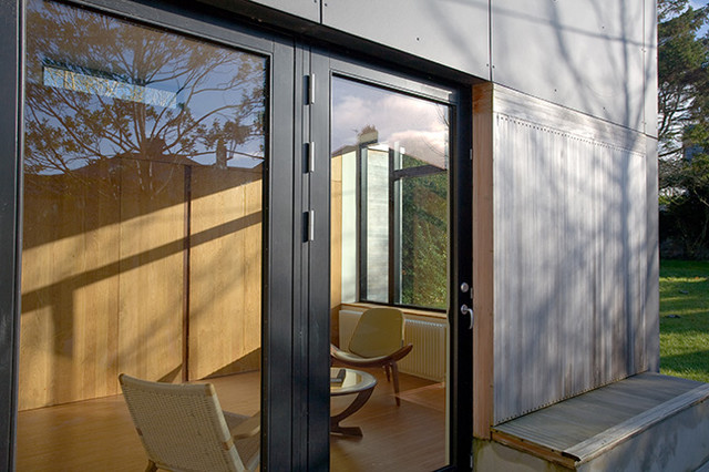 Semi-D'Attached scandinavian-exterior