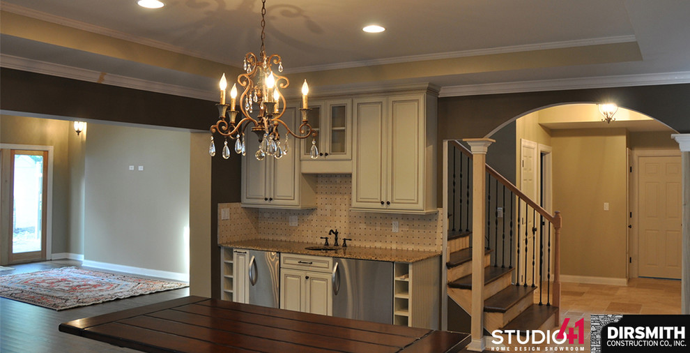 Transitional dining room photo in Chicago