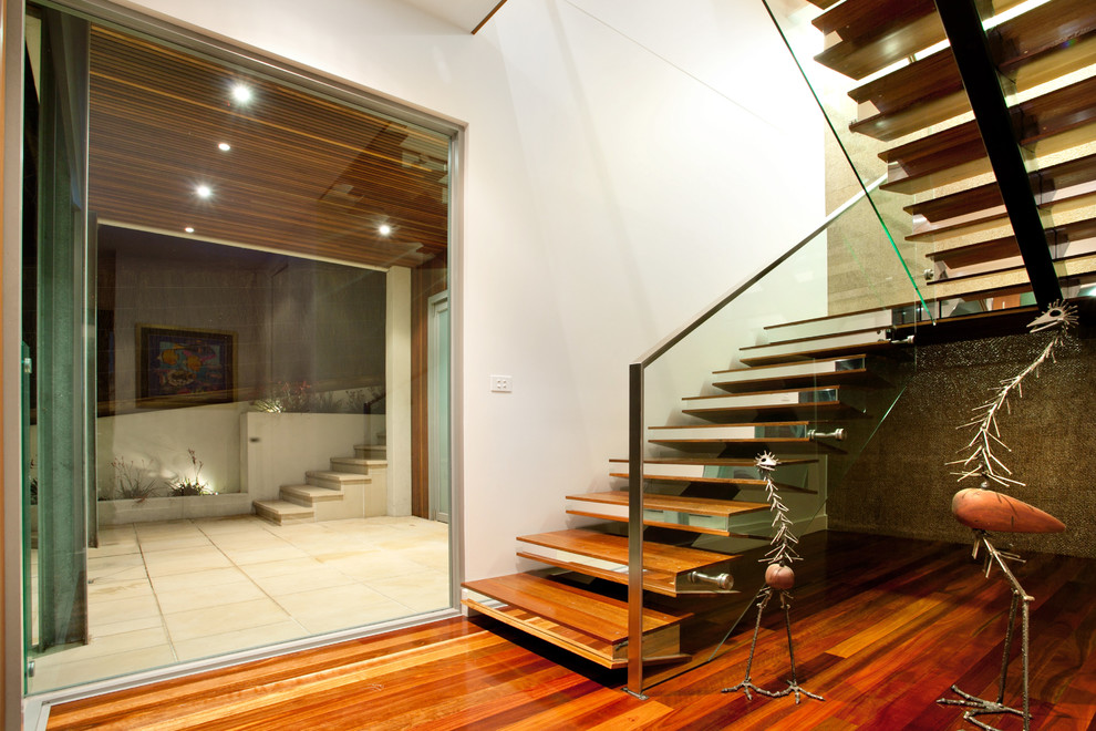 This is an example of a contemporary staircase in Melbourne.