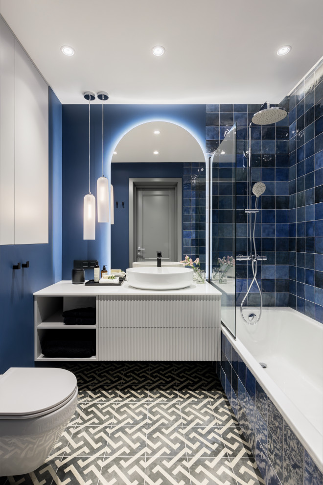 Квартира с синей кухней и детской комнатой