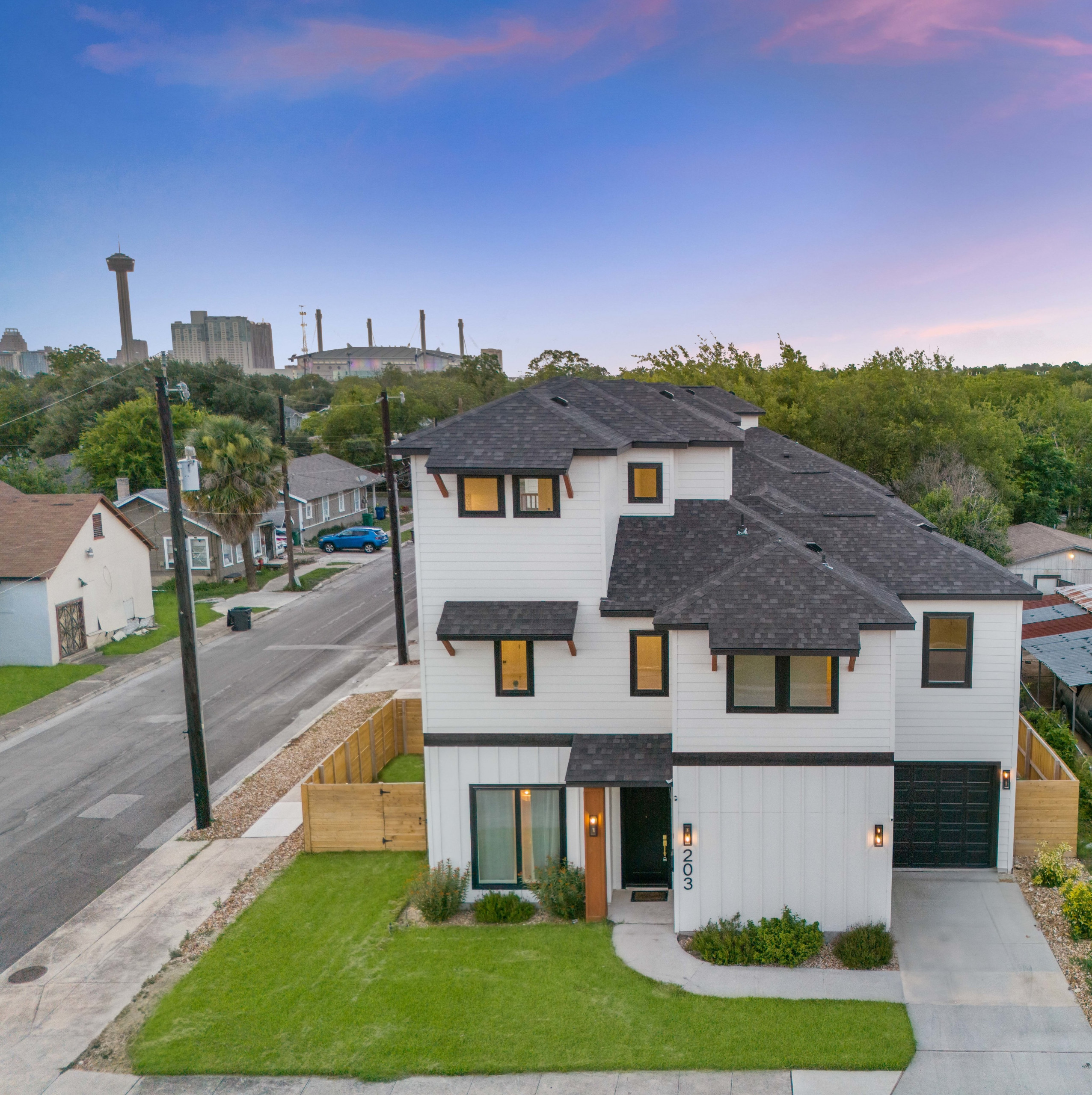203 Denver Blvd