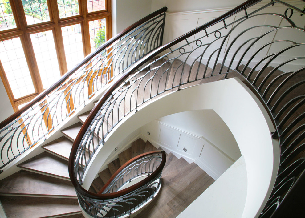Arts and crafts staircase in Buckinghamshire.
