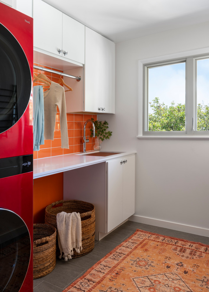 Design ideas for a contemporary laundry room in San Francisco.