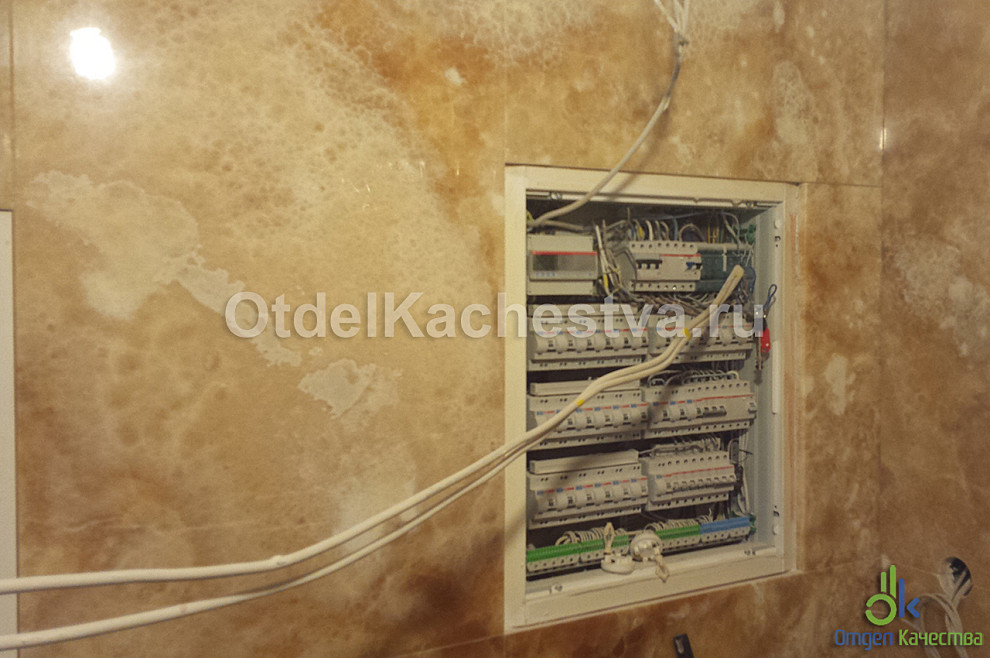 Укладка мрамора в холле