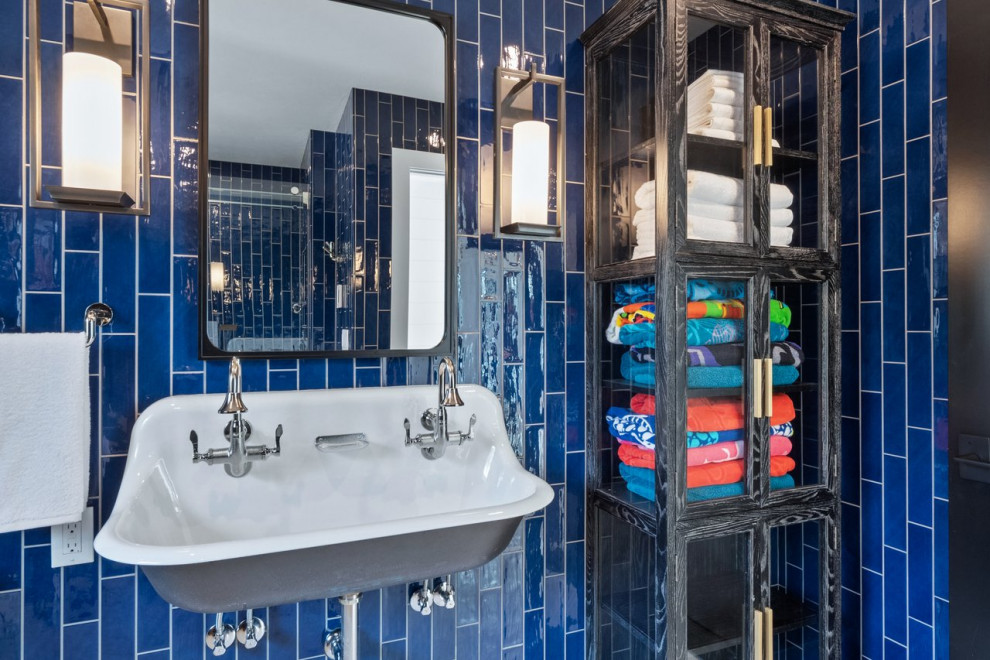 Home design - transitional home design idea