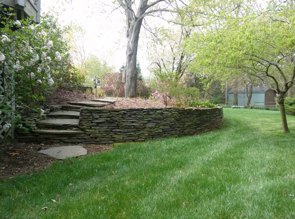 Natural Stone wall