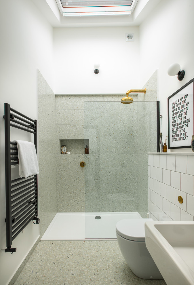 Kentish Town house renovation Contemporary Bathroom London by