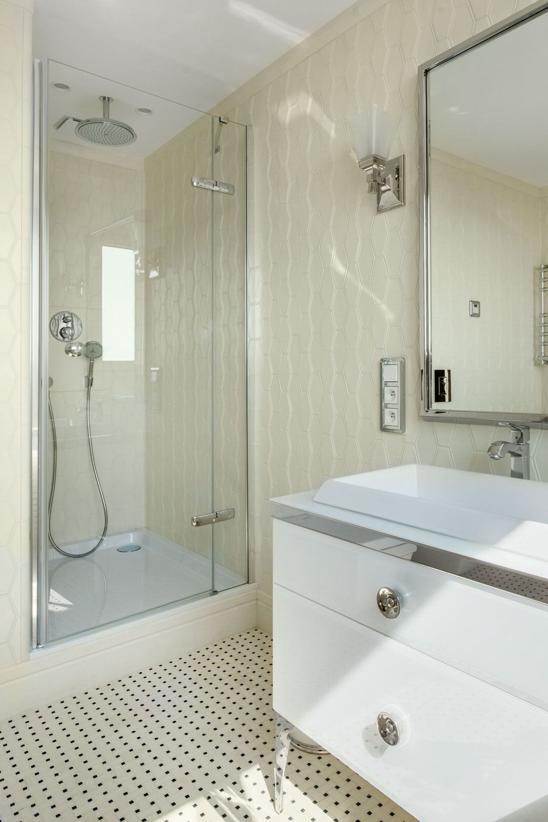 Квартира с террасой у моря