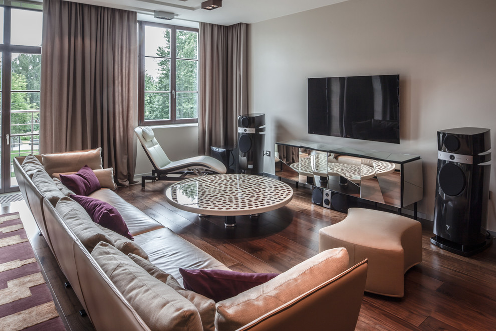 Яркая квартира в Голутвинском переулке