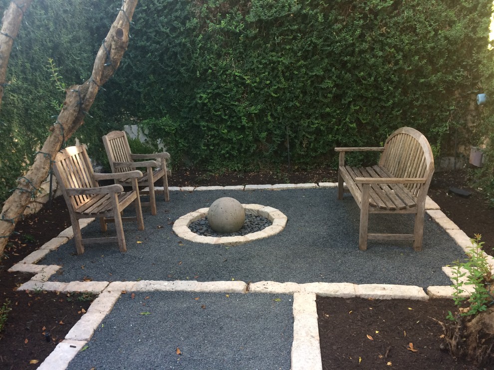 A Pool, A Fountain & a Bocce Court