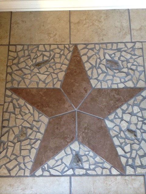 Entryway - contemporary entryway idea in Austin