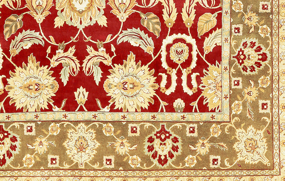 Traditional Hand Woven Rug, 9'x15'1" Traditional Area Rugs by