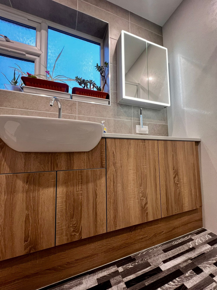 The Anstey Bathroom - RRP £15,000 - Luxe Price £12,500