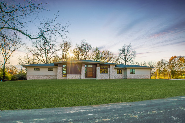 Intentional Elegant Modern Prairie Style Home In Town Country Mo