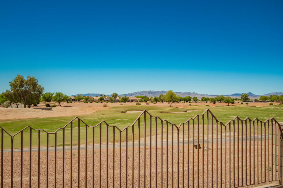 Desert Vista 1882 Model