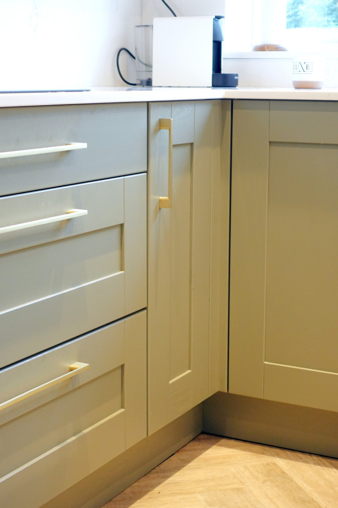 The Desford Kitchen - Colmar - RRP £27,500 - Luxe Price £21,000