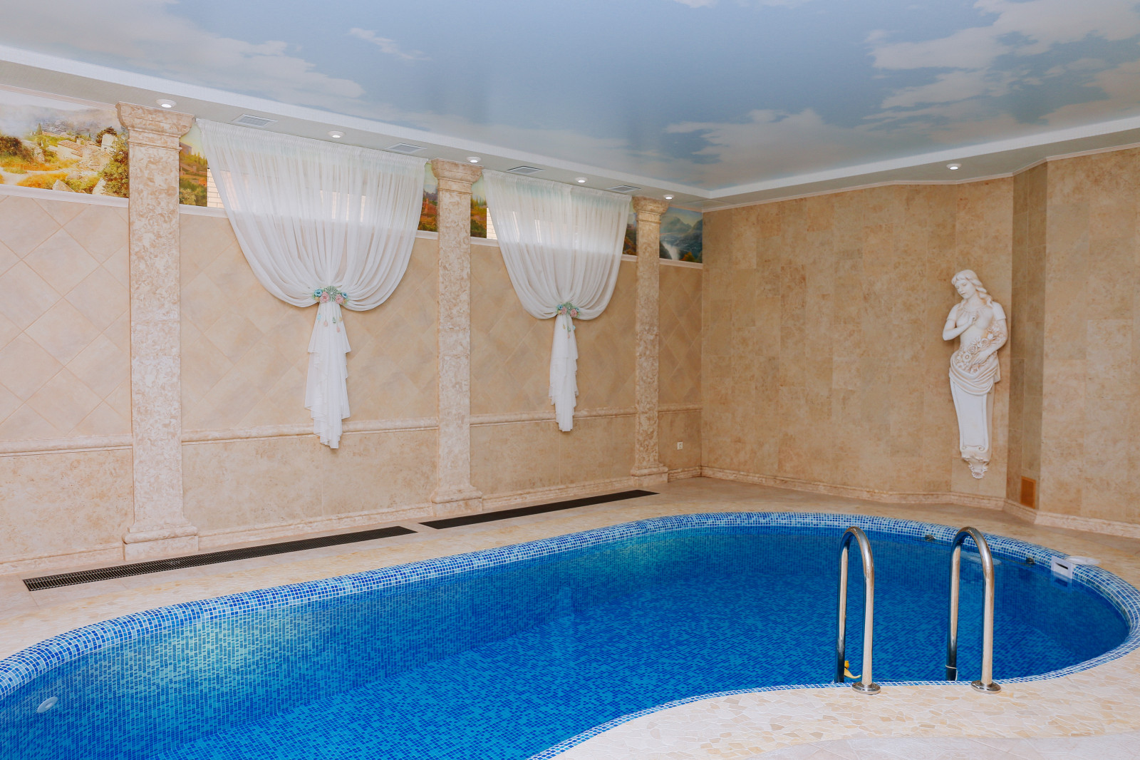 Большой семейный коттедж