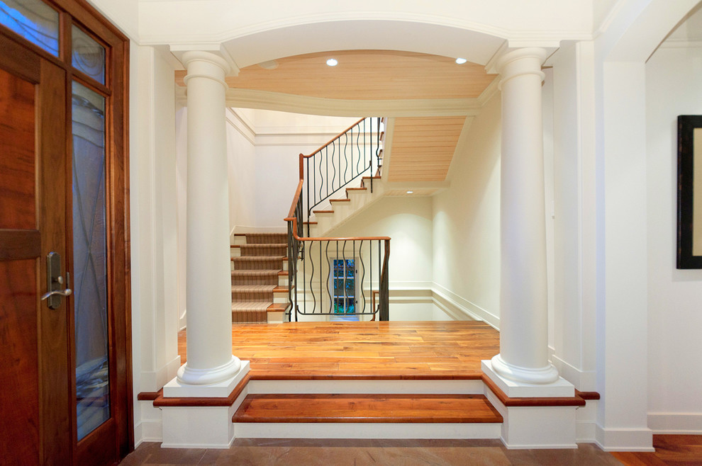 Traditional foyer in Vancouver with white walls.