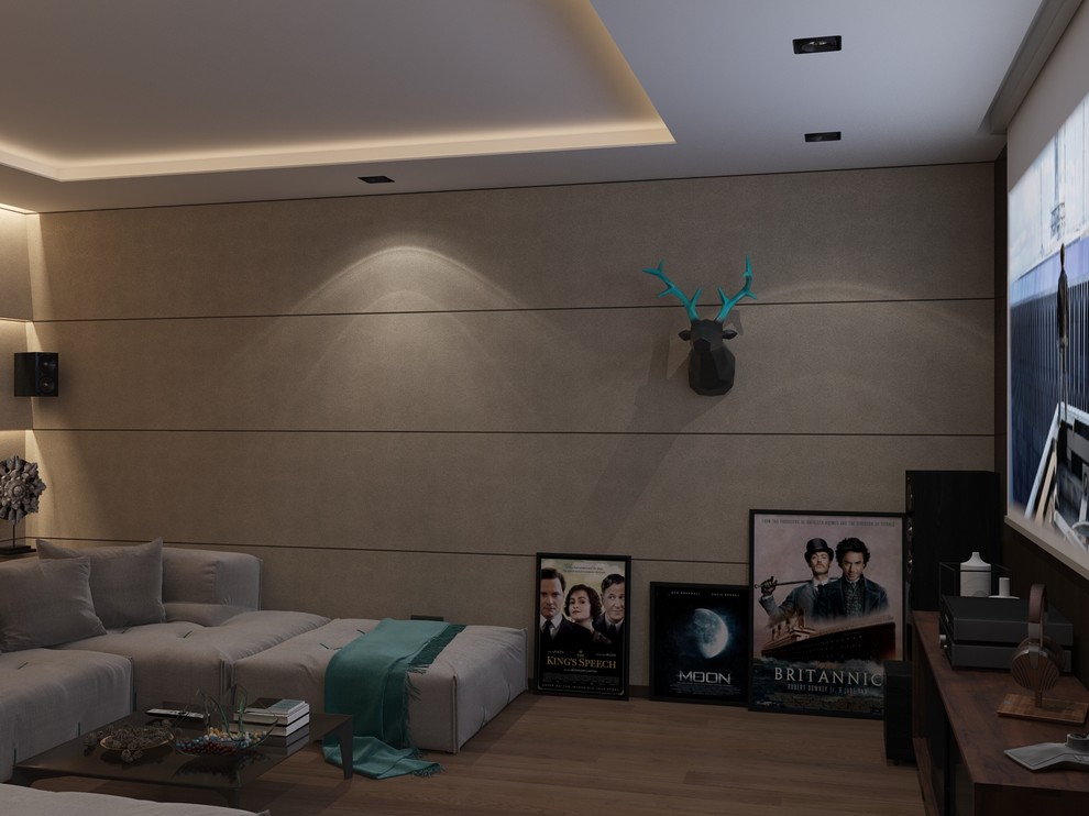 Современный дом в сосновом лесу