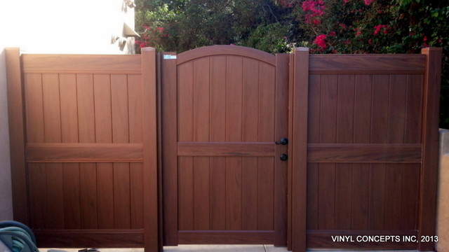 Walnut Vinyl Wood Look Fencing Gates Railing Patio Covers Etc Traditional Garden Los Angeles By Vinyl Concepts Inc Houzz Uk
