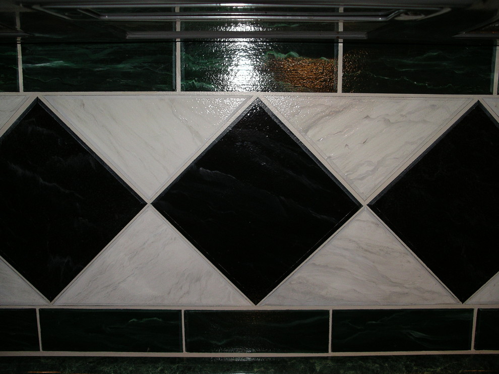 Alternative to tile backsplash