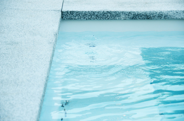 Pool mit Sprudlern trendy-pool