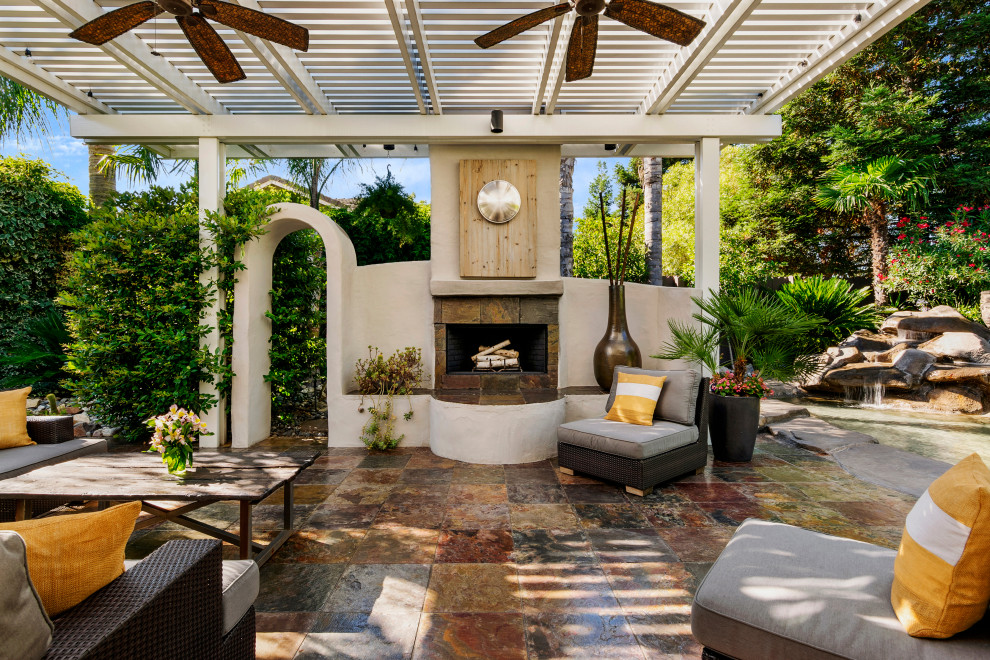 1320 Roseville Contemporary Patio Sacramento by Stage Right