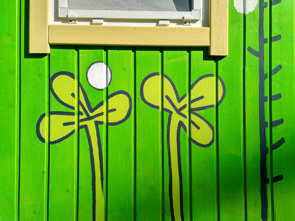 Домик в соснах